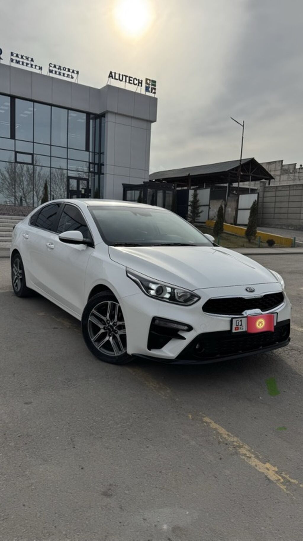 Kia K3: 2019 г., 1.6 л, Автомат, Бензин, Седан: фото 1