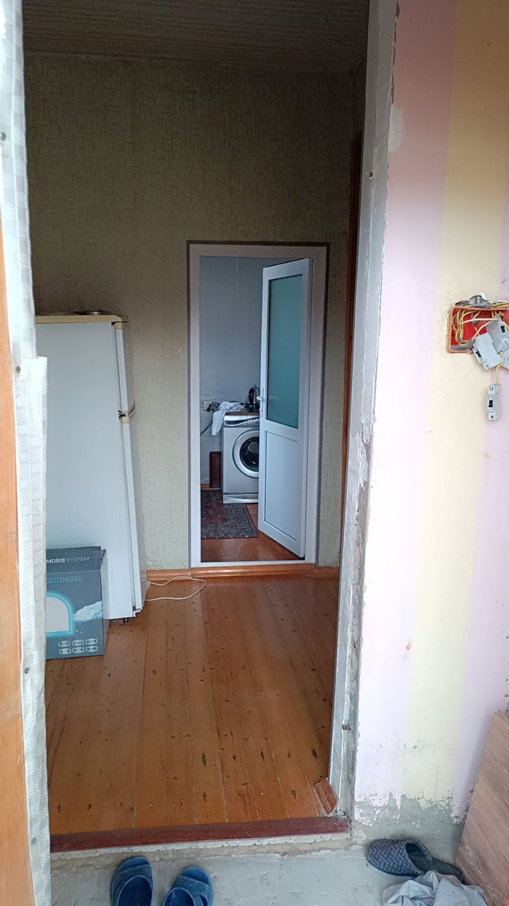 2 otaqlı, 70 kv. m, Orta təmir