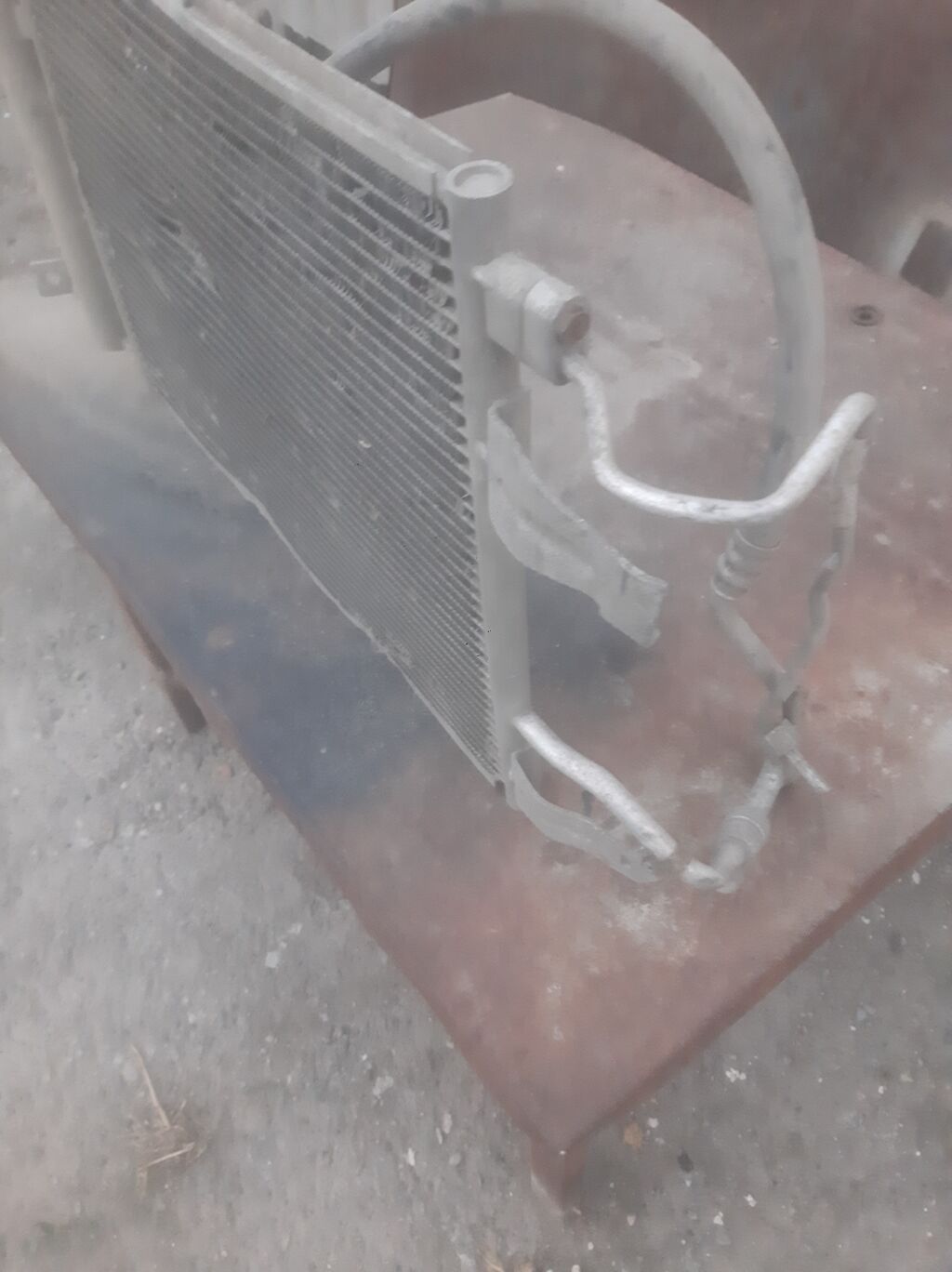 Радиатор кондиционера на авто мицубиси колть европеец 2004 года: фото 3