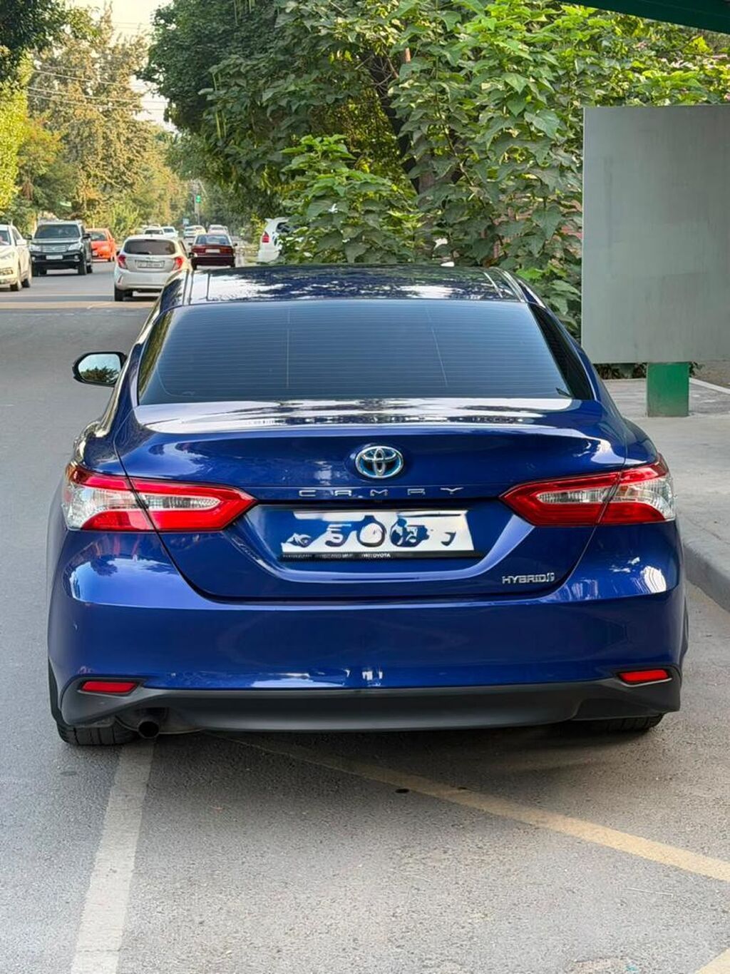 Toyota Camry: 2018 г., 2.5 л, Вариатор, Гибрид, Пикап: фото 2