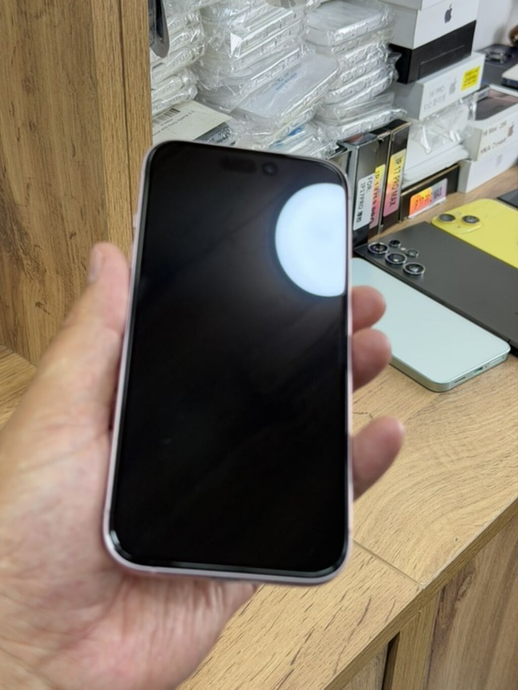 IPhone 15, Б/у, 512 ГБ, Розовый, Защитное стекло, Чехол, 93 %: фото 8