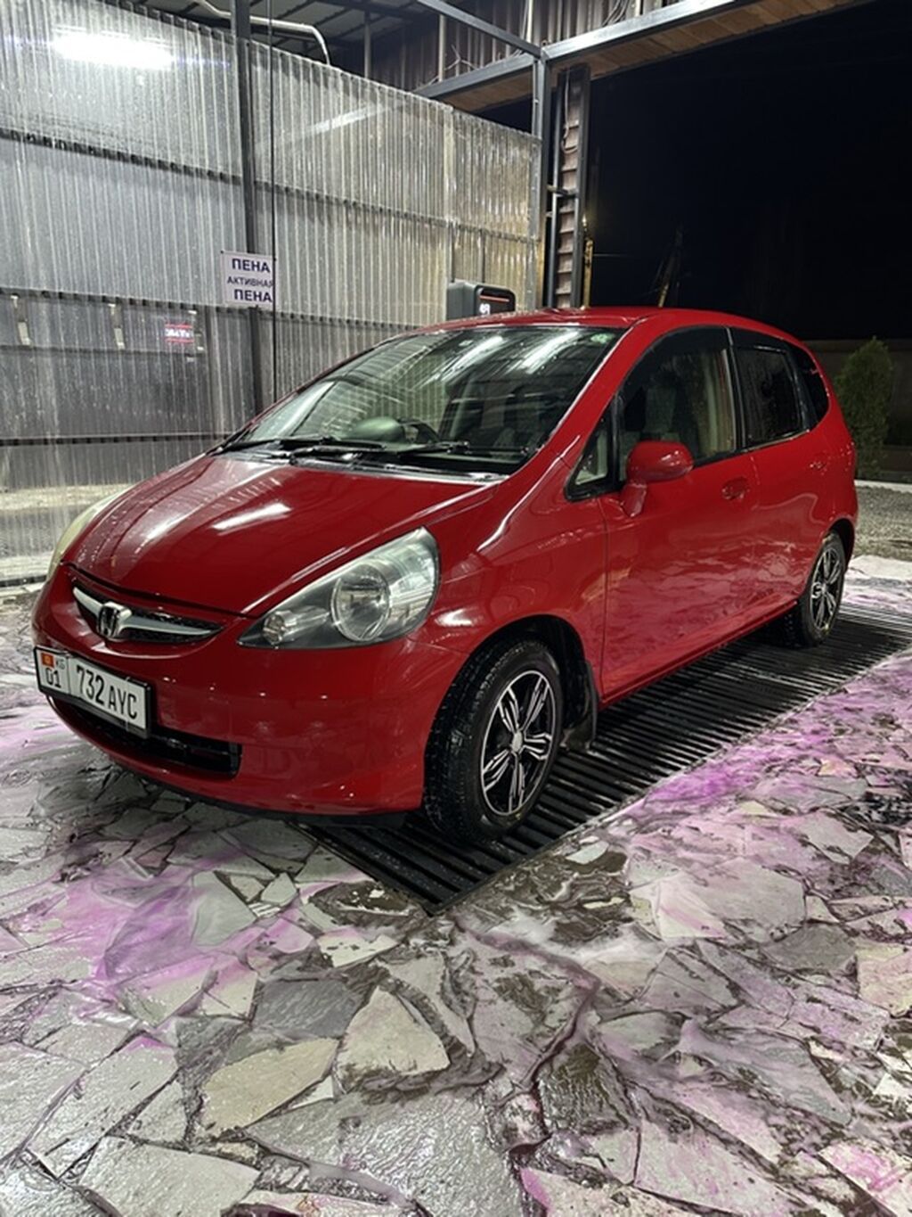 Honda Fit: 2002 г., 1.3 л, Вариатор, Бензин, Хэтчбэк: фото 2