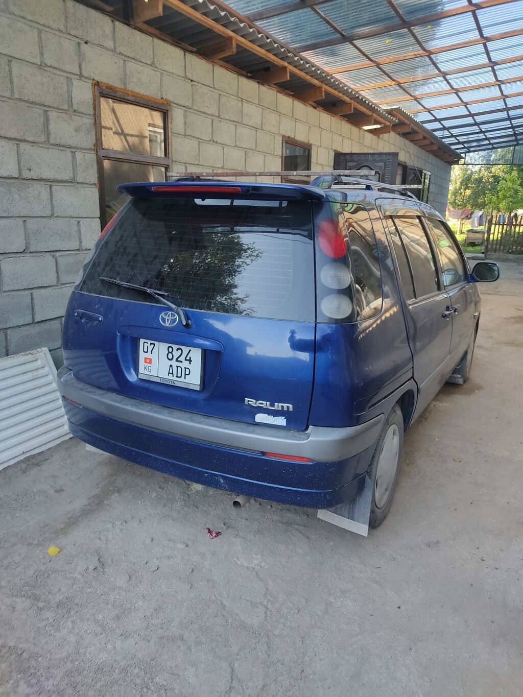 Toyota Raum: 2000 г., 1.5 л, Автомат, Бензин, Универсал: фото 2