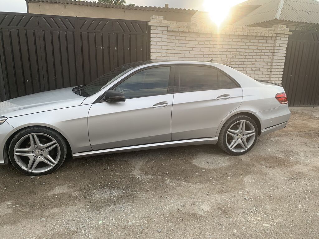 Mercedes-Benz E-Class: 2014 г., 3.5 л, Автомат, Бензин, Седан: фото 4