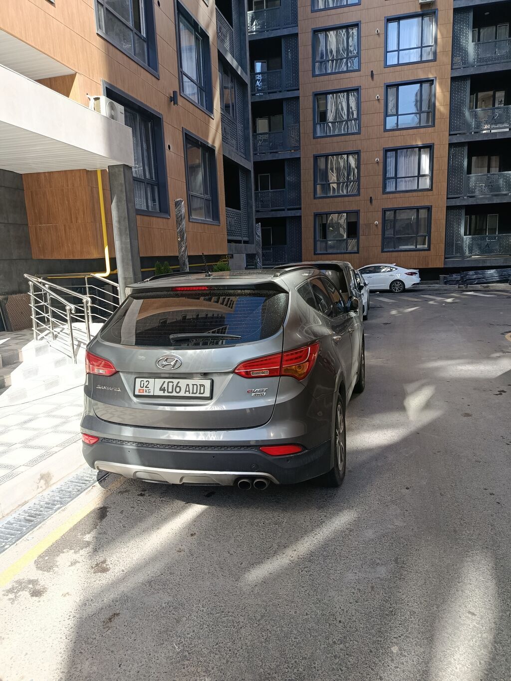 Hyundai Santa Fe: 2012 г., 2 л, Автомат, Дизель, Кроссовер: фото 2