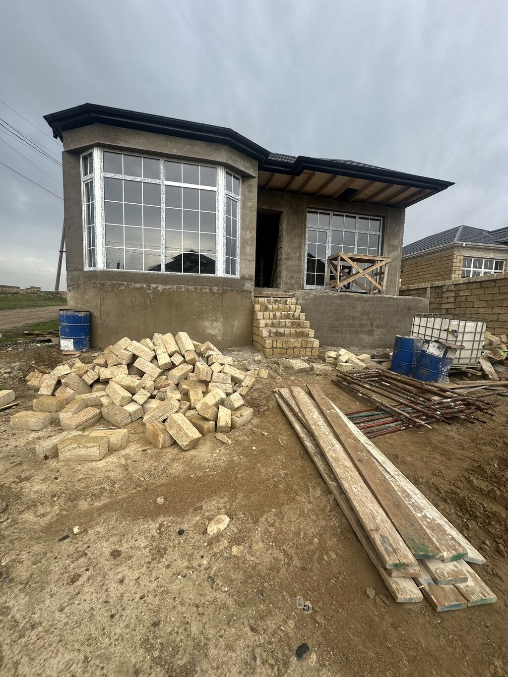 Mehdiabad, 110 kv. m, 3 otaqlı, Hovuzsuz, Kommunal xətlər qoşulmayıb