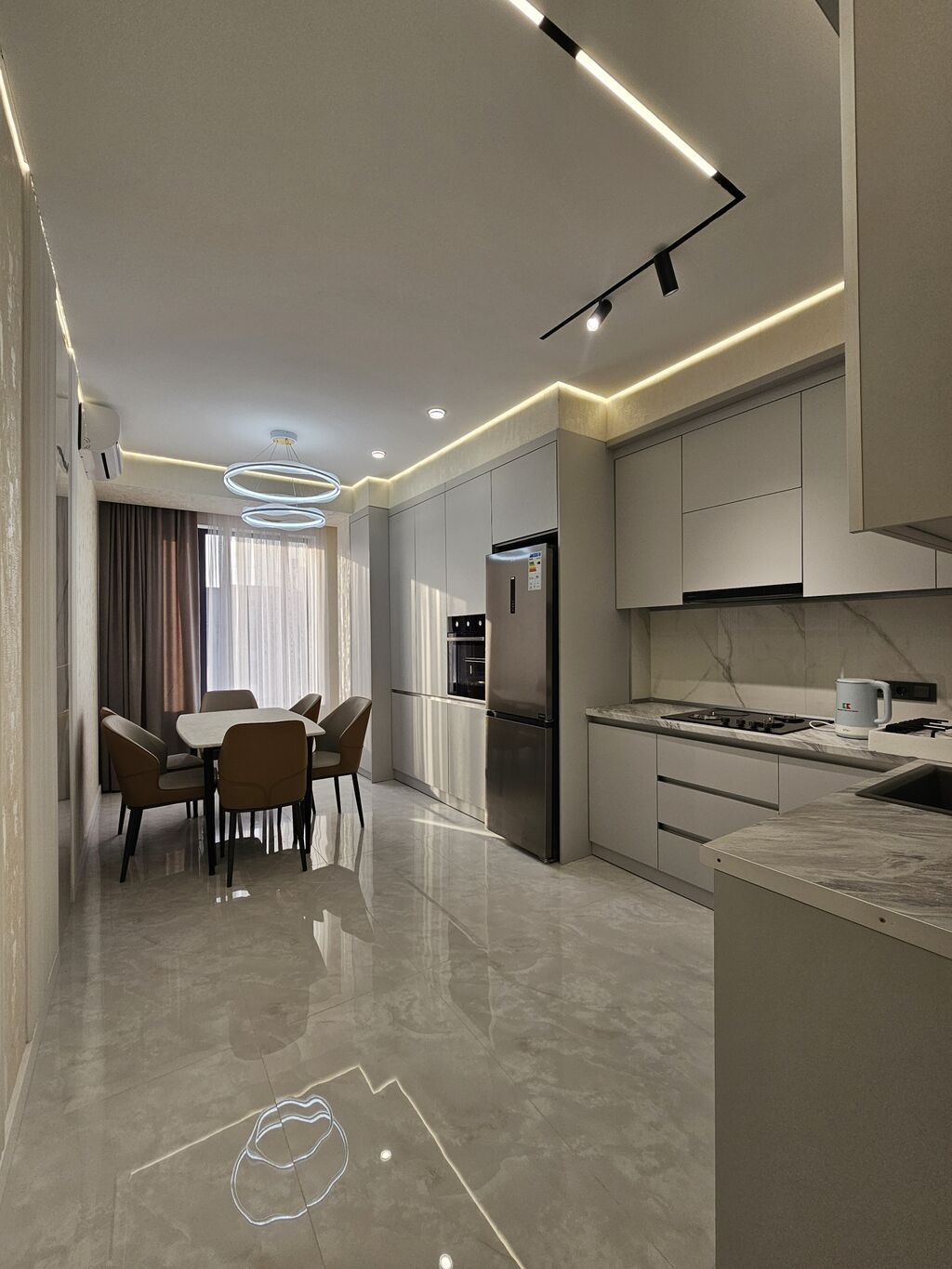 3 комнаты, 119 м², Ак-Кеме (старый аэропорт) Элитка, 11 этаж, Дизайнерский ремонт: фото 3