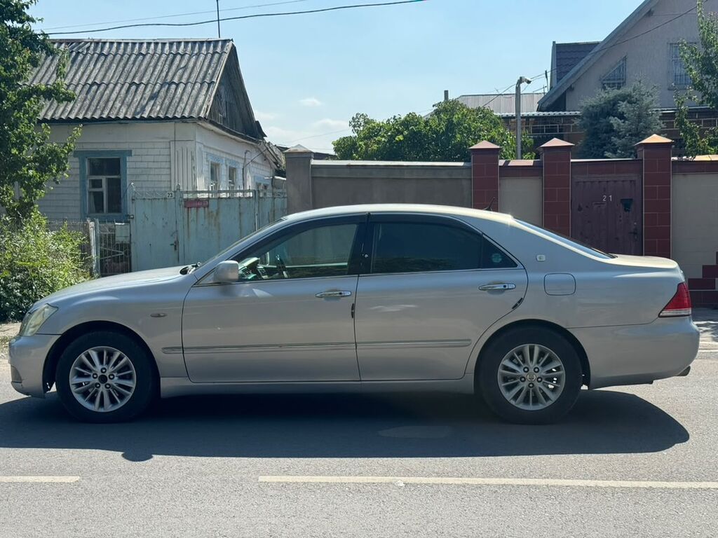 Toyota Crown: 2004 г., 3 л, Автомат, Бензин, Седан: фото 7