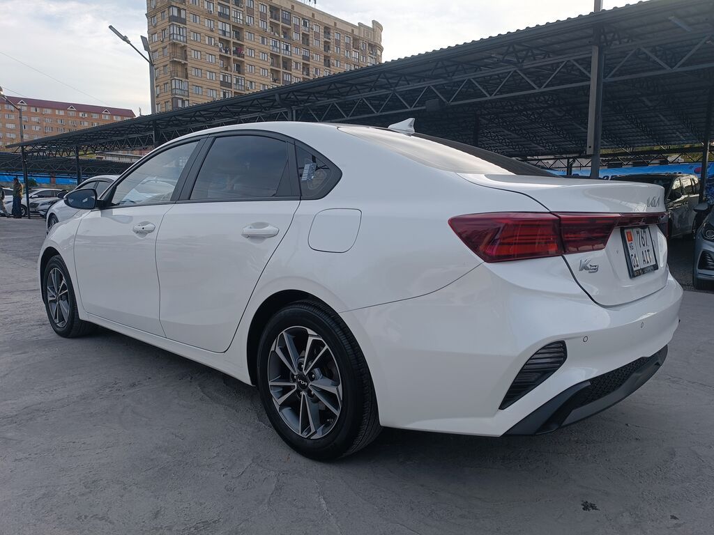Kia K3: 2021 г., 1.6 л, Автомат, Бензин, Седан: фото 3