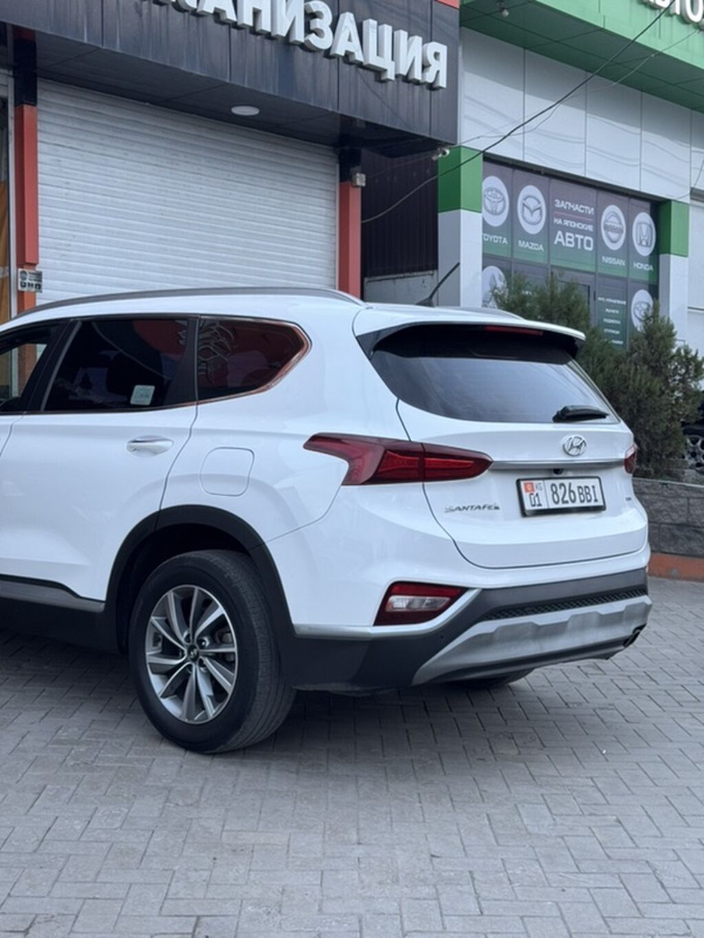 Hyundai Santa Fe: 2019 г., 2.2 л, Автомат, Дизель, Кроссовер: фото 5