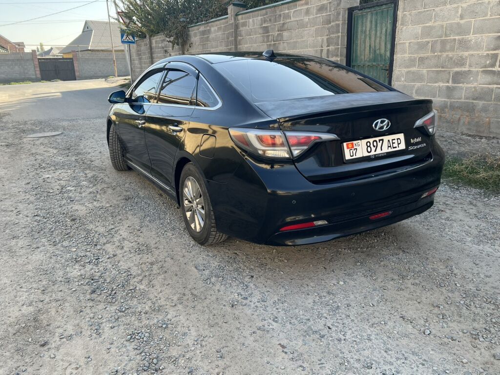 Hyundai Sonata: 2018 г., 2 л, Автомат, Гибрид, Седан: фото 3