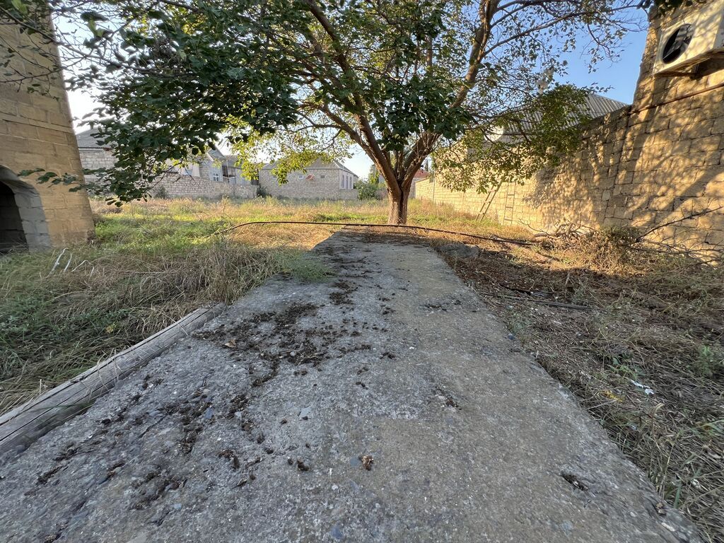 6 sot, Maklerlər narahat etməsin, Müqavilə