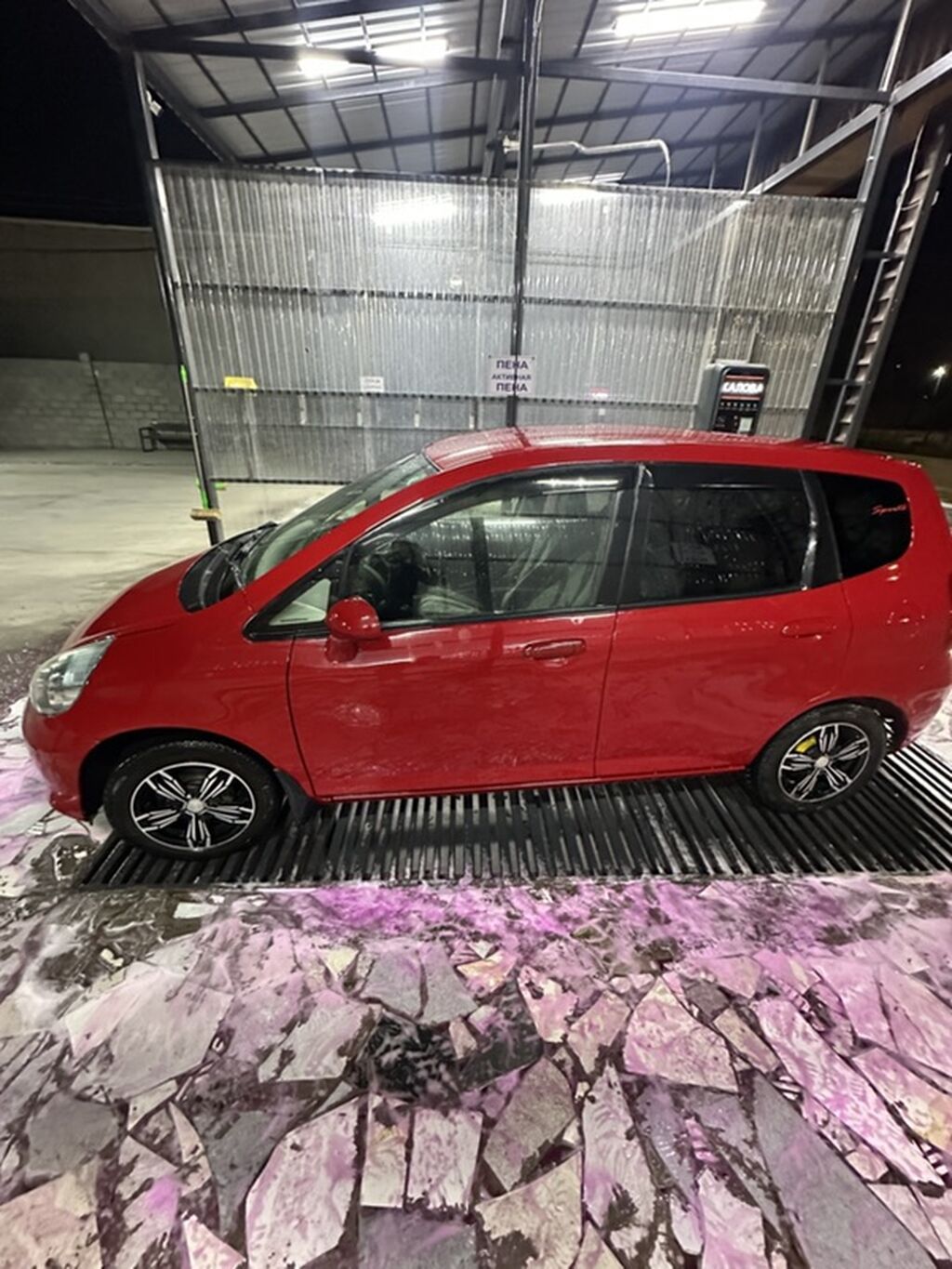 Honda Fit: 2002 г., 1.3 л, Вариатор, Бензин, Хэтчбэк: фото 5