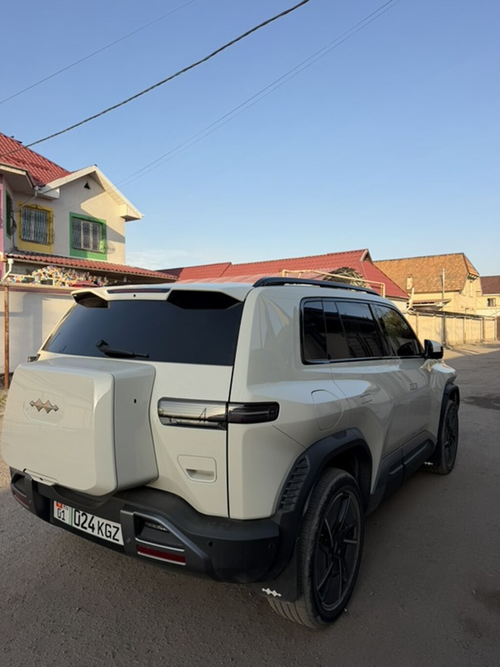 BYD FangChengBao Leopard 3: 2025 г., Автомат, Электромобиль, Внедорожник: фото 4
