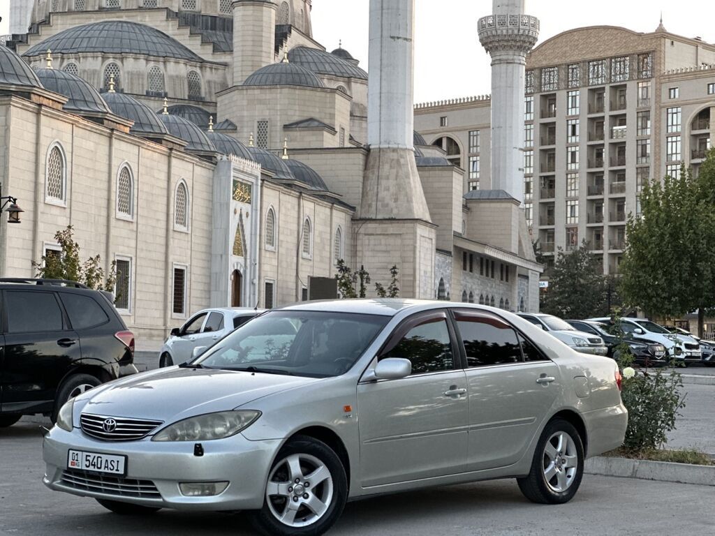 Toyota Camry: 2002 г., 2.4 л, Автомат, Газ, Седан: фото 1