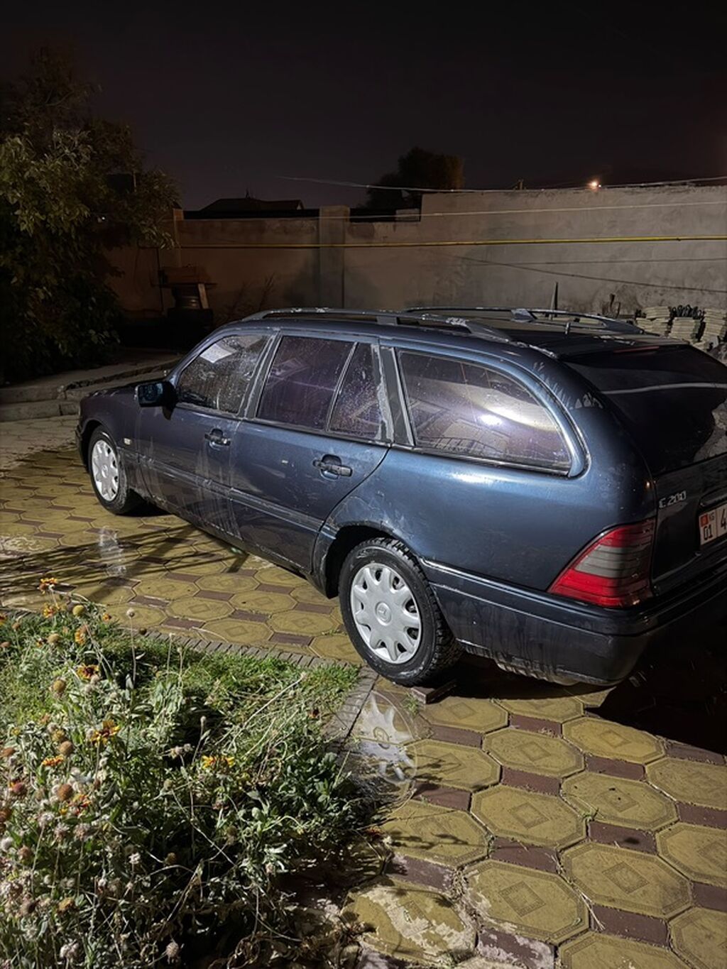 Mercedes-Benz C-Class: 1998 г., 2 л, Механика, Бензин, Универсал: фото 2