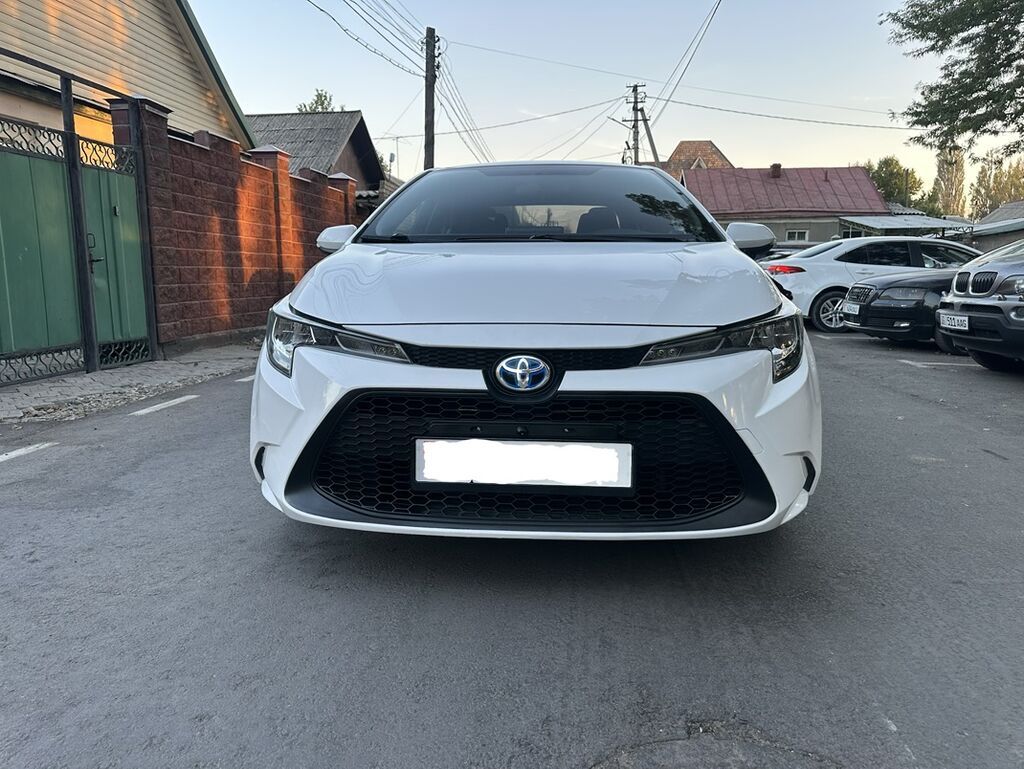 Toyota Levin: 2021 г., 1.8 л, Вариатор, Гибрид, Седан: фото 4