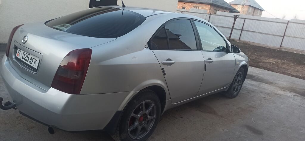 Nissan Primera: 2002 г., 2 л, Механика, Бензин, Седан: фото 5