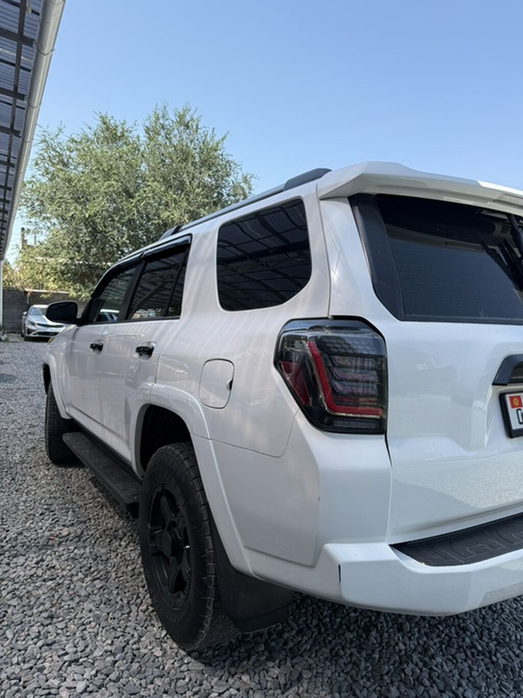 Toyota 4Runner: 2021 г., 4 л, Автомат, Бензин, Внедорожник: фото 5