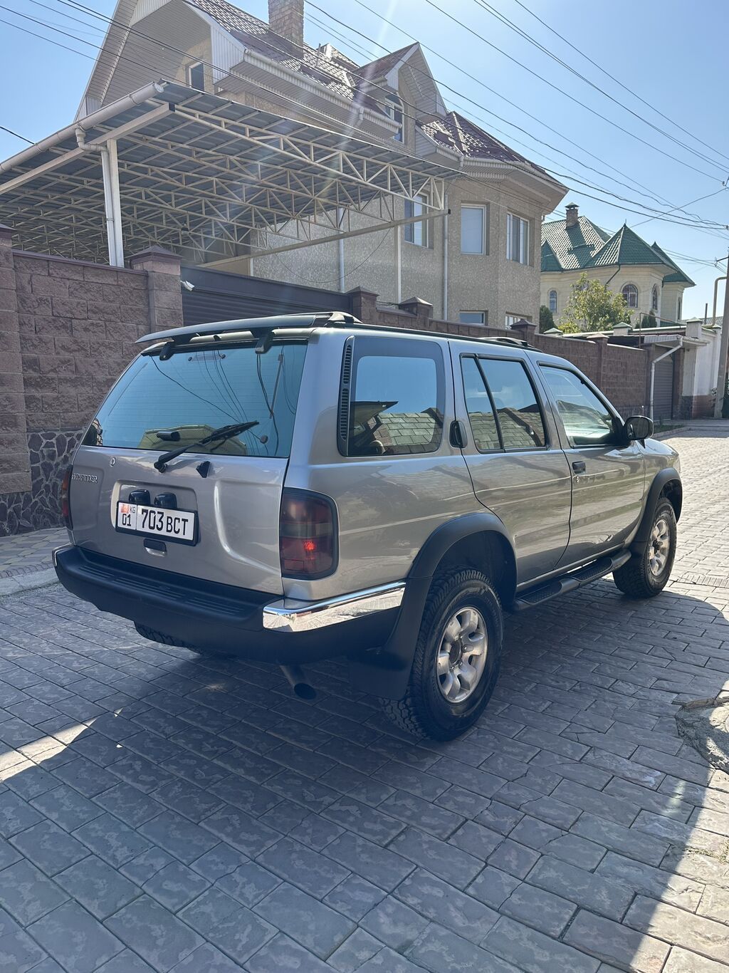 Nissan Pathfinder: 1998 г., 3.3 л, Механика, Бензин, Внедорожник: фото 5
