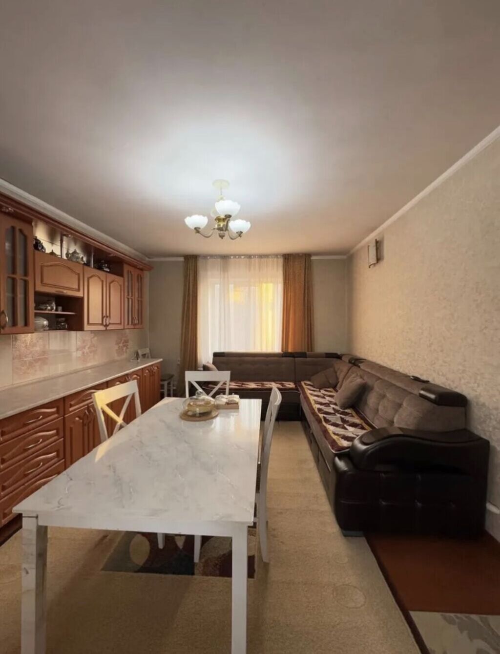 4 комнаты, 180 м², 8 соток, Бишкек, Арча-Бешик ж/м Агентство недвижимости: фото 1
