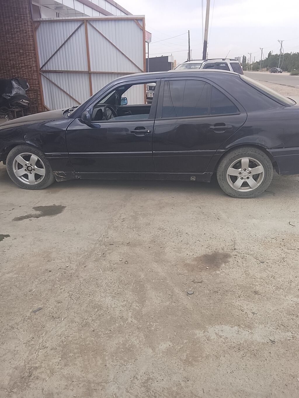 Mercedes-Benz C-Class: 1997 г., 1.8 л, Механика, Бензин, Седан: фото 2