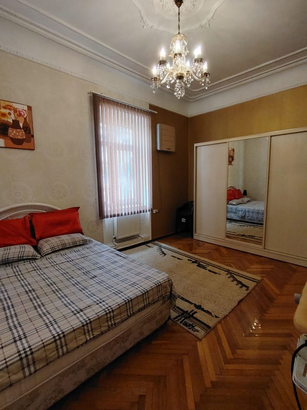 İcarəyə verilir 2 otaqlı köhnə tikili 75 m², Sahil m. 🏡 Сдается