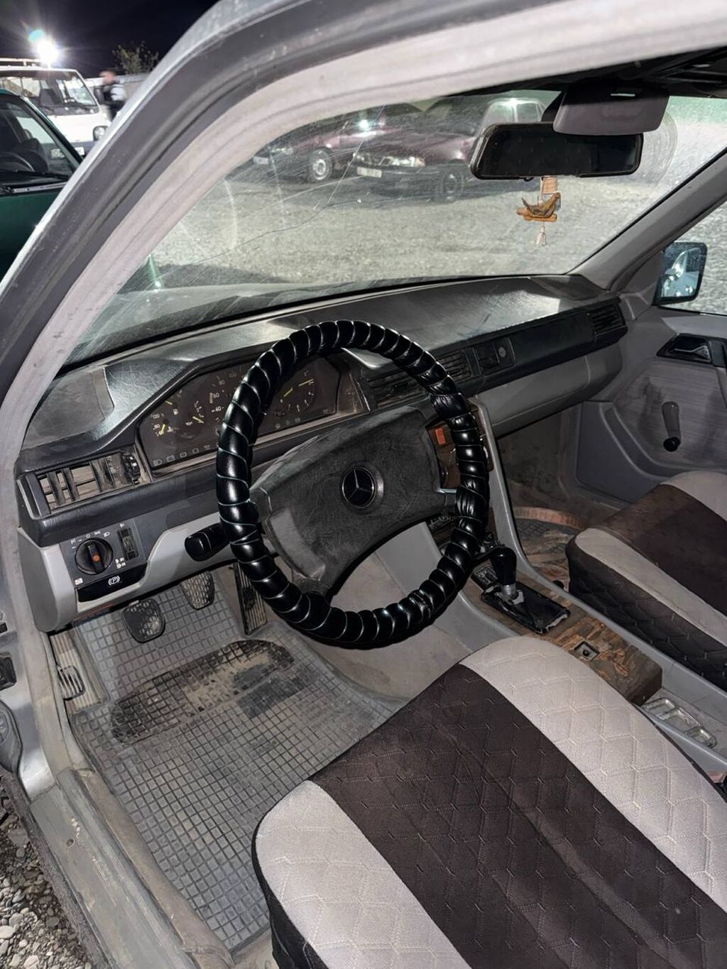 Mercedes-Benz W124: 1989 г., 2.9 л, Механика, Дизель, Седан: фото 5