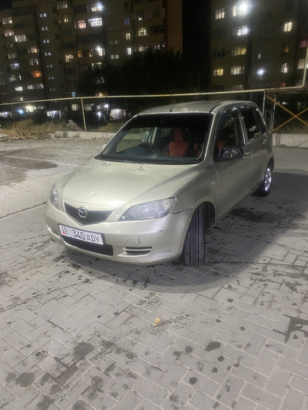 Mazda Demio: 2003 г., 1.3 л, Автомат, Бензин, Хэтчбэк: фото 2