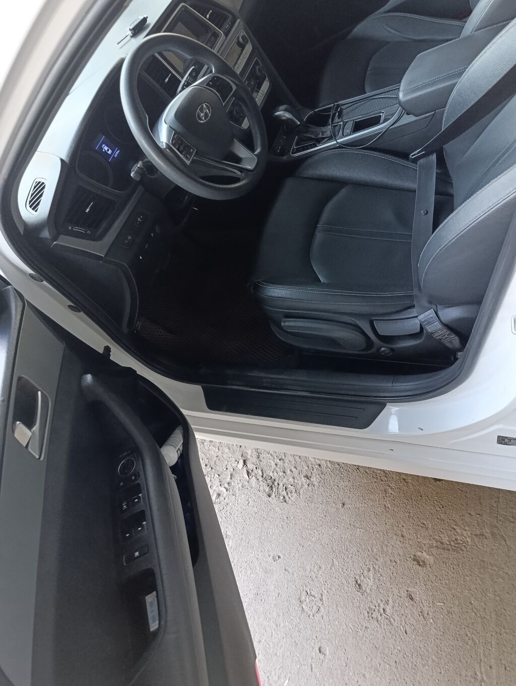 Hyundai Sonata: 2019 г., 2 л, Автомат, Бензин, Седан: фото 4