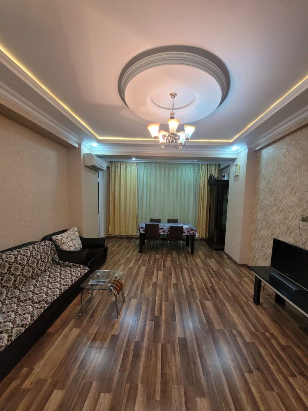 Nizami rayonu, Qara Qarayev metrosunun yaxını, Xarı Bülbül
