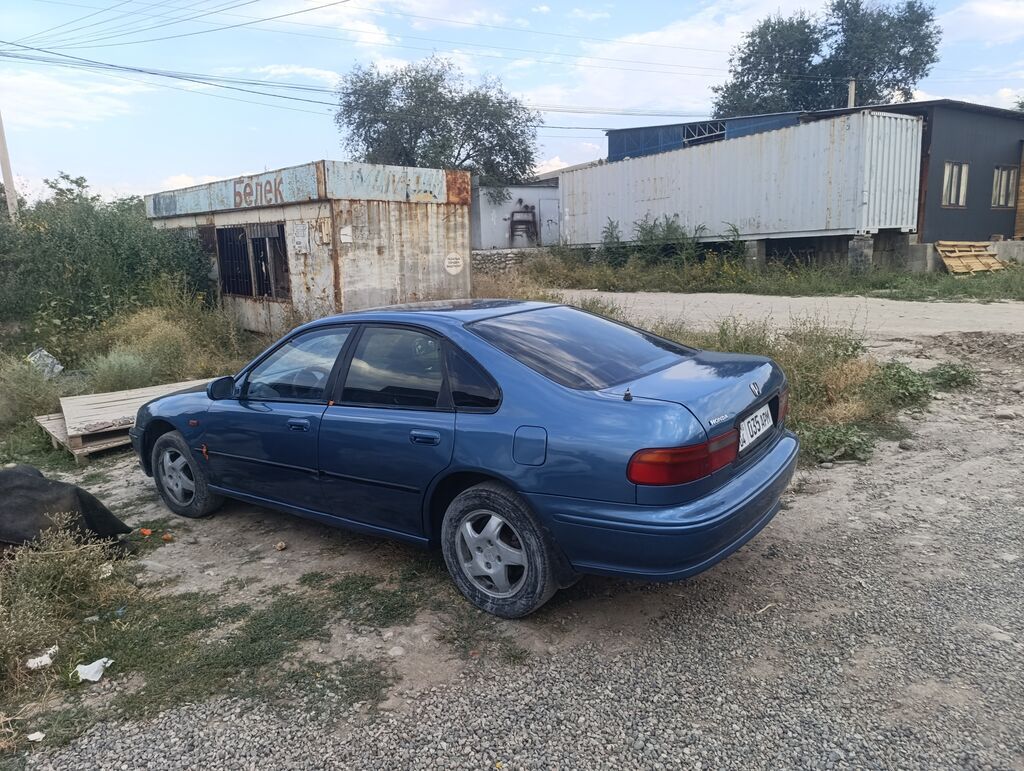 Honda Accord: 1994 г., 0.2 л, Механика, Бензин, Седан: фото 2