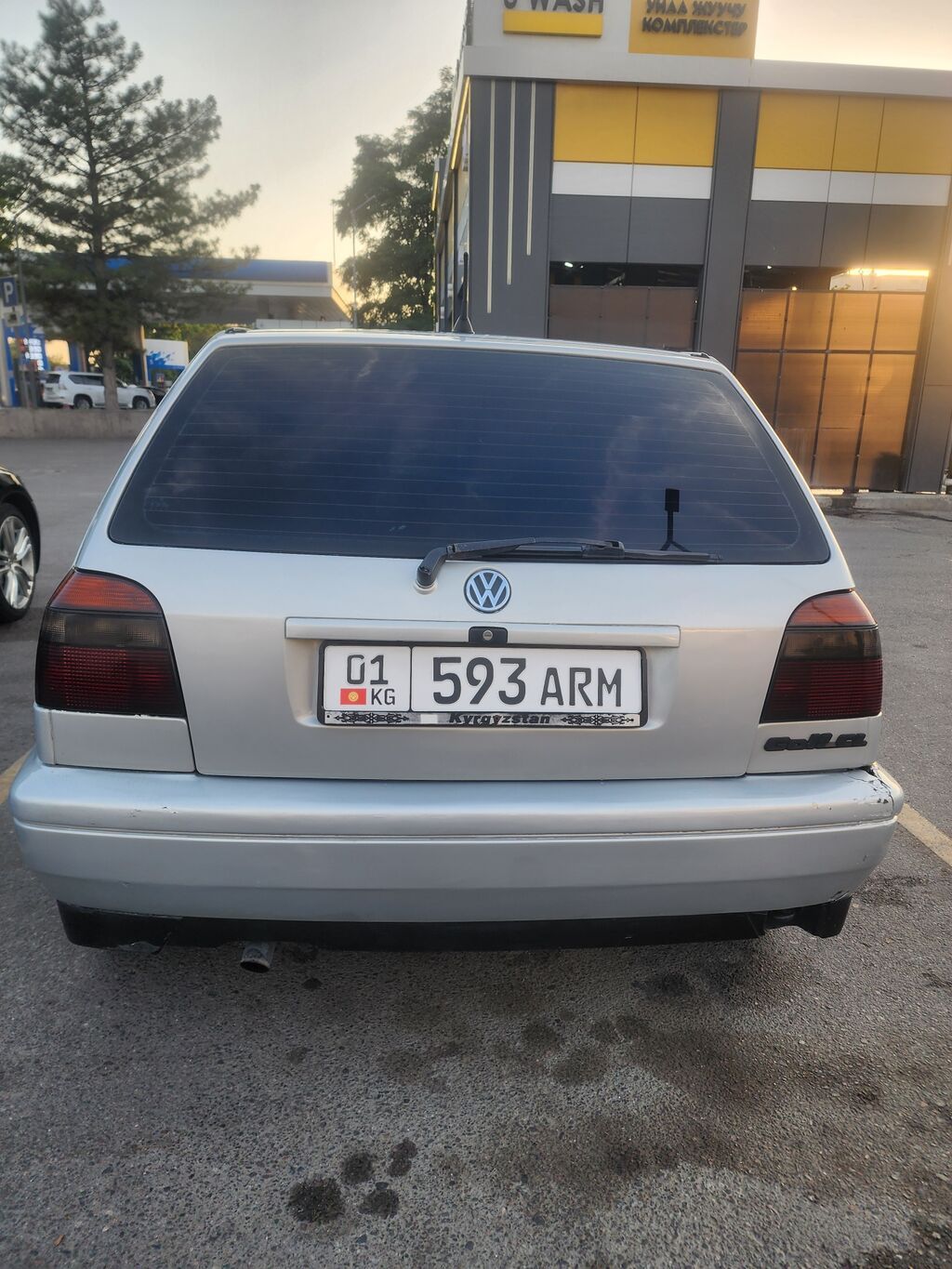Volkswagen Golf: 1996 г., 1.8 л, Механика, Бензин, Хэтчбэк: фото 5