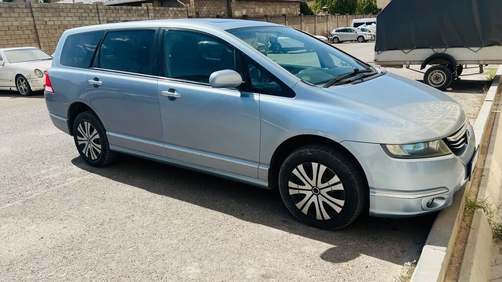 Honda Odyssey: 2004 г., 2.4 л, Вариатор, Газ, Минивэн: фото 2
