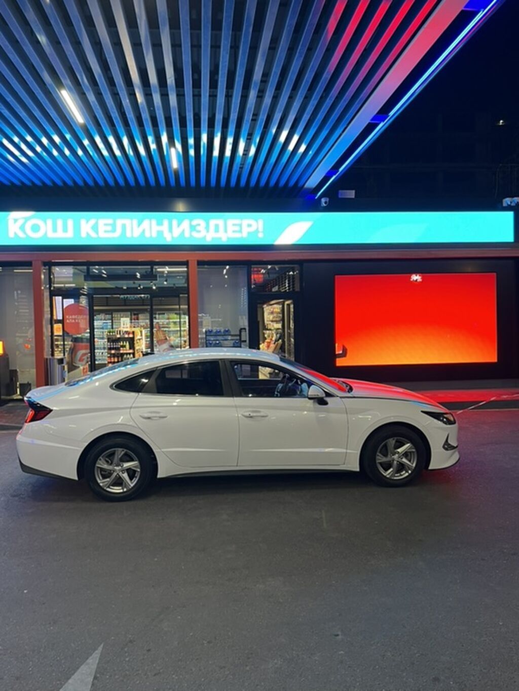 Hyundai Sonata: 2019 г., 2 л, Автомат, Газ, Седан: фото 4