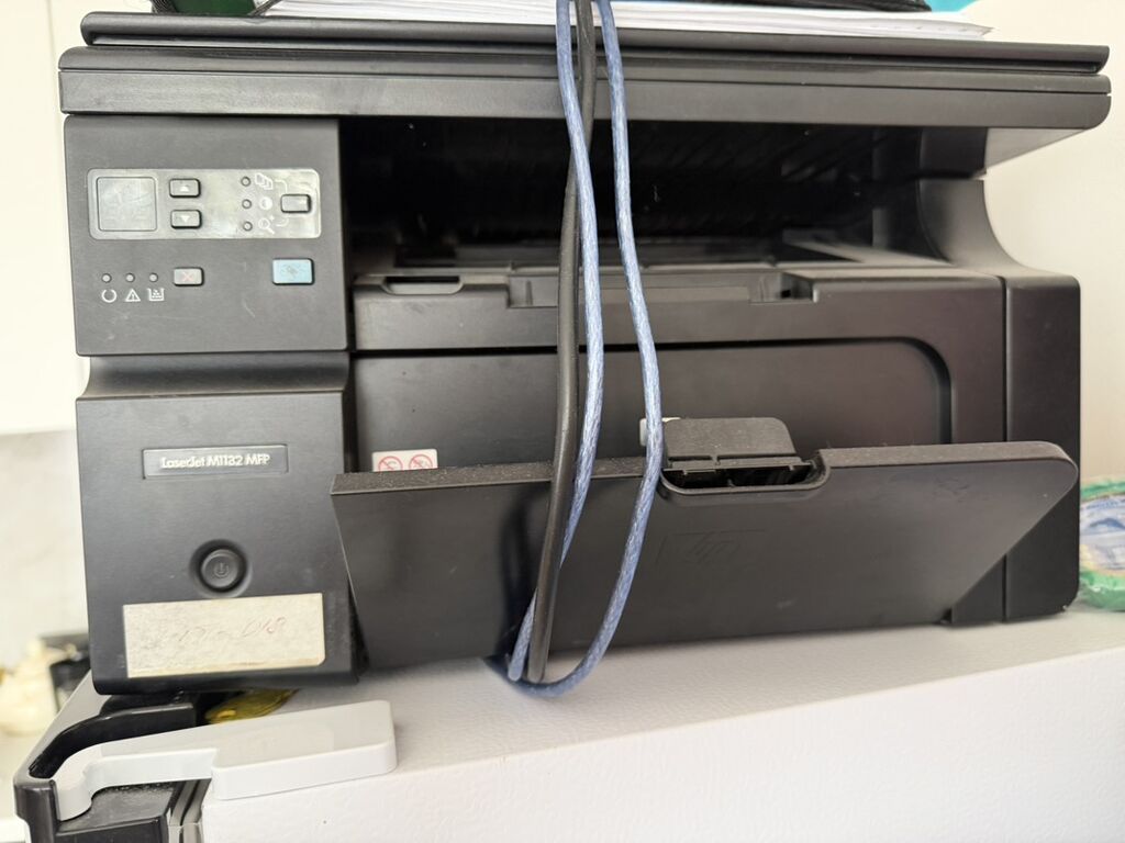 МФУ HP LaserJet M1132 MFP — монохромное лазерное устройство «3 в 1: фото 2