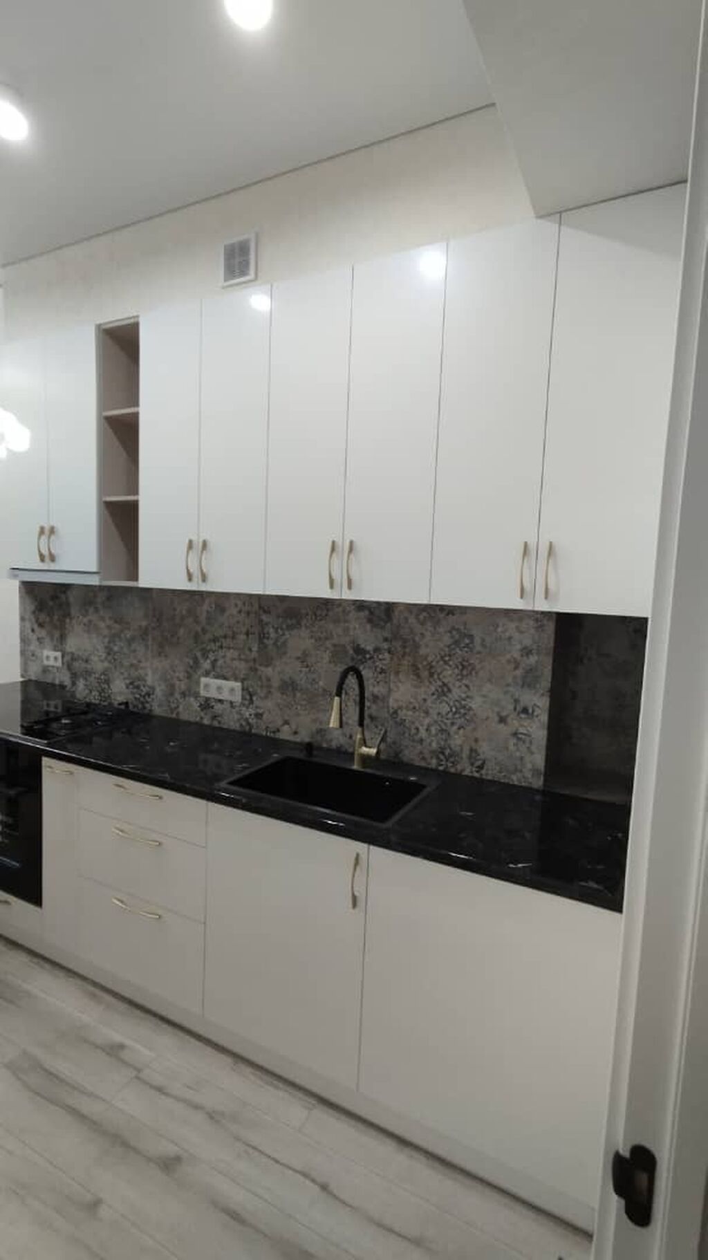 2 комнаты, 72 м², АУЦА Элитка, 5 этаж, Евроремонт: фото 4