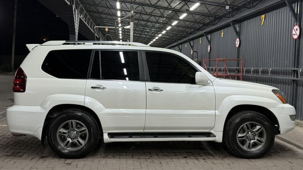 Lexus GX: 2006 г., 4.7 л, Автомат, Бензин, Внедорожник: фото 3