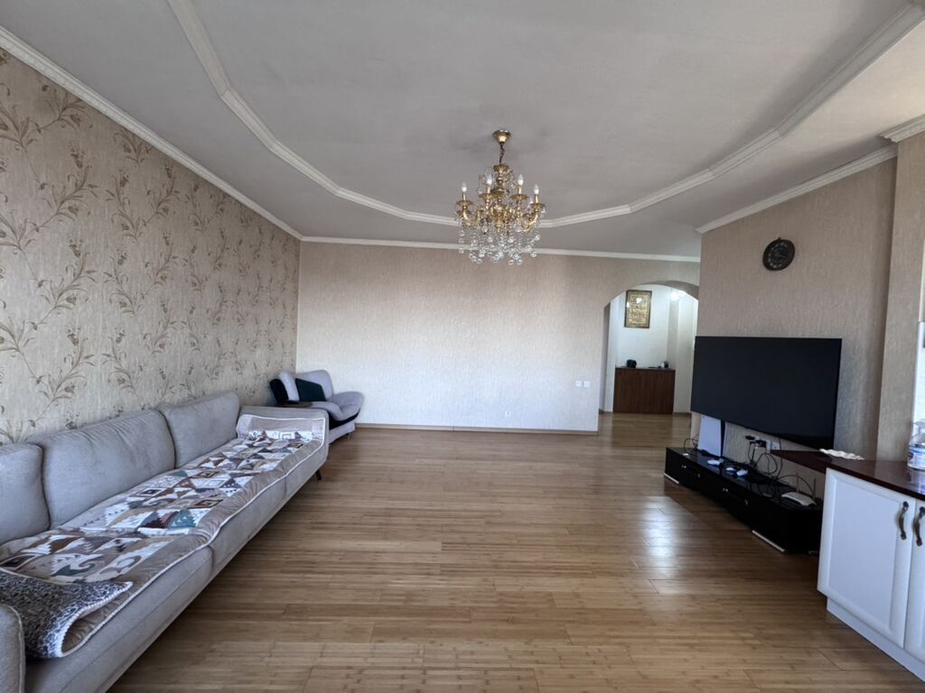 4 комнаты, 143 м², Элитка, 7 этаж, Косметический ремонт