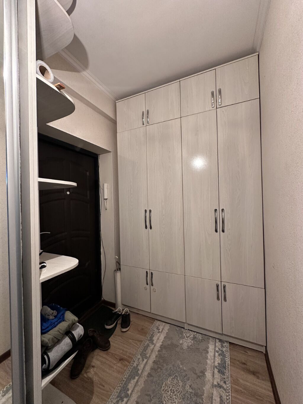 1 комната, 48 м², Джал мкр (в т.ч. Верхний, Нижний, Средний) Элитка, 10 этаж, Старый ремонт: фото 2