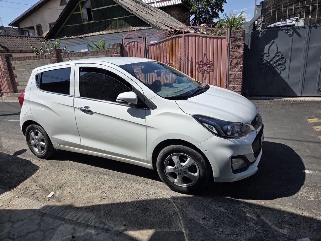Chevrolet Spark: 2019 г., Хэтчбэк: фото 1