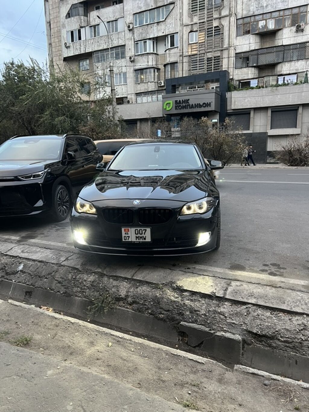 BMW 5 series: 2011 г., Седан: фото 6