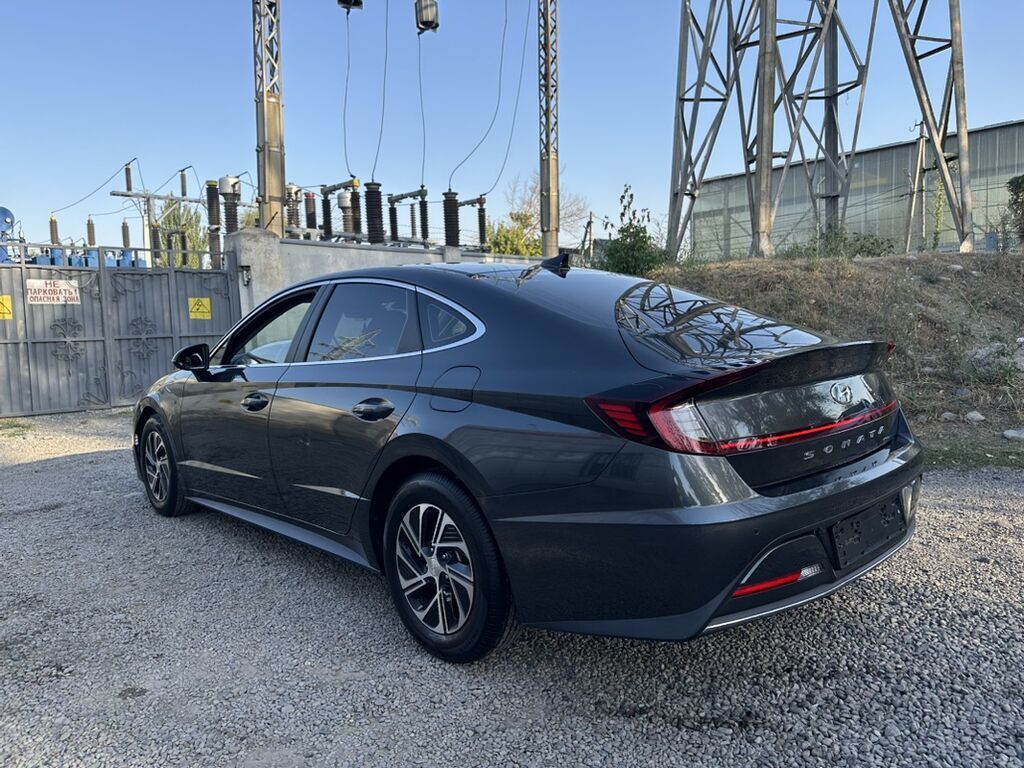 Hyundai Sonata: 2021 г., 2 л, Автомат, Гибрид, Седан: фото 6