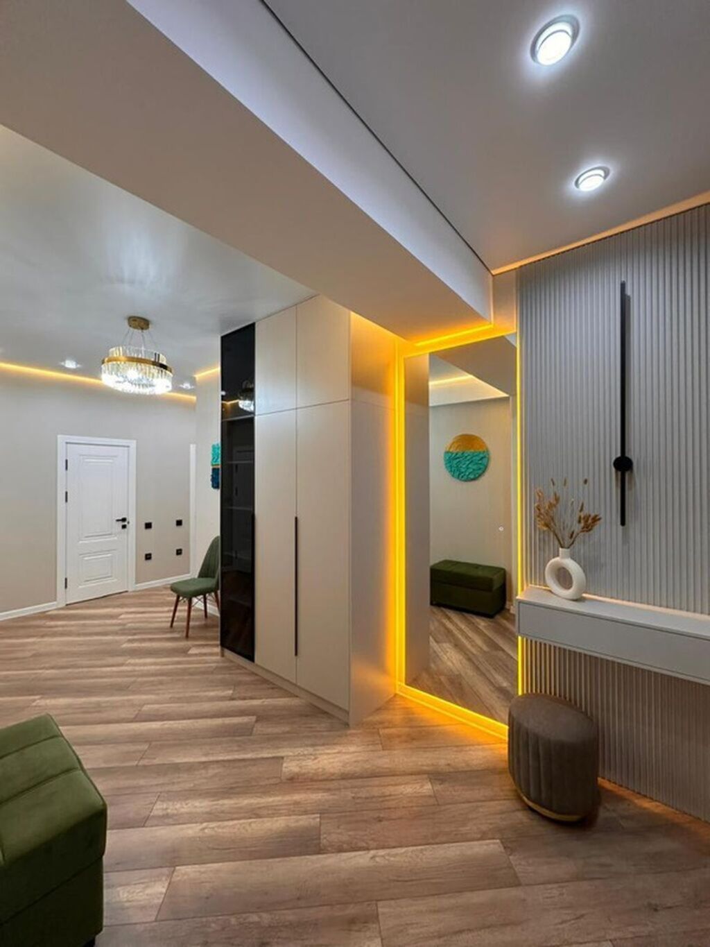 3 комнаты, 97 м², Элитка, 12 этаж, Дизайнерский ремонт: фото 1