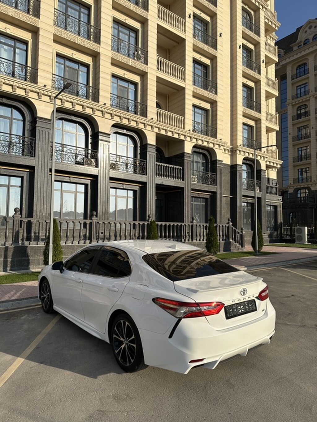 Toyota Camry: 2019 г., 2.5 л, Автомат, Бензин, Седан: фото 4