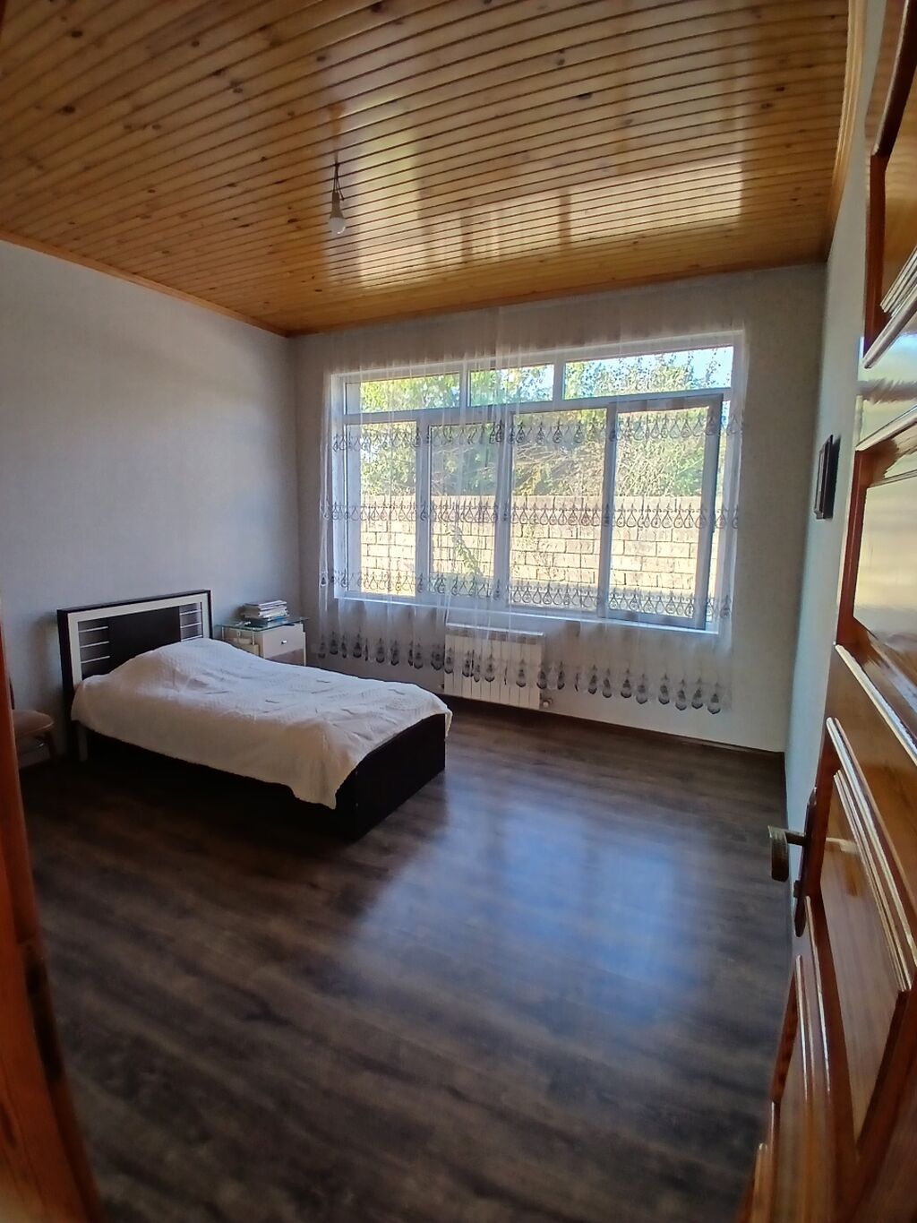 4 otaqlı, 109 kv. m, Yeni təmirli