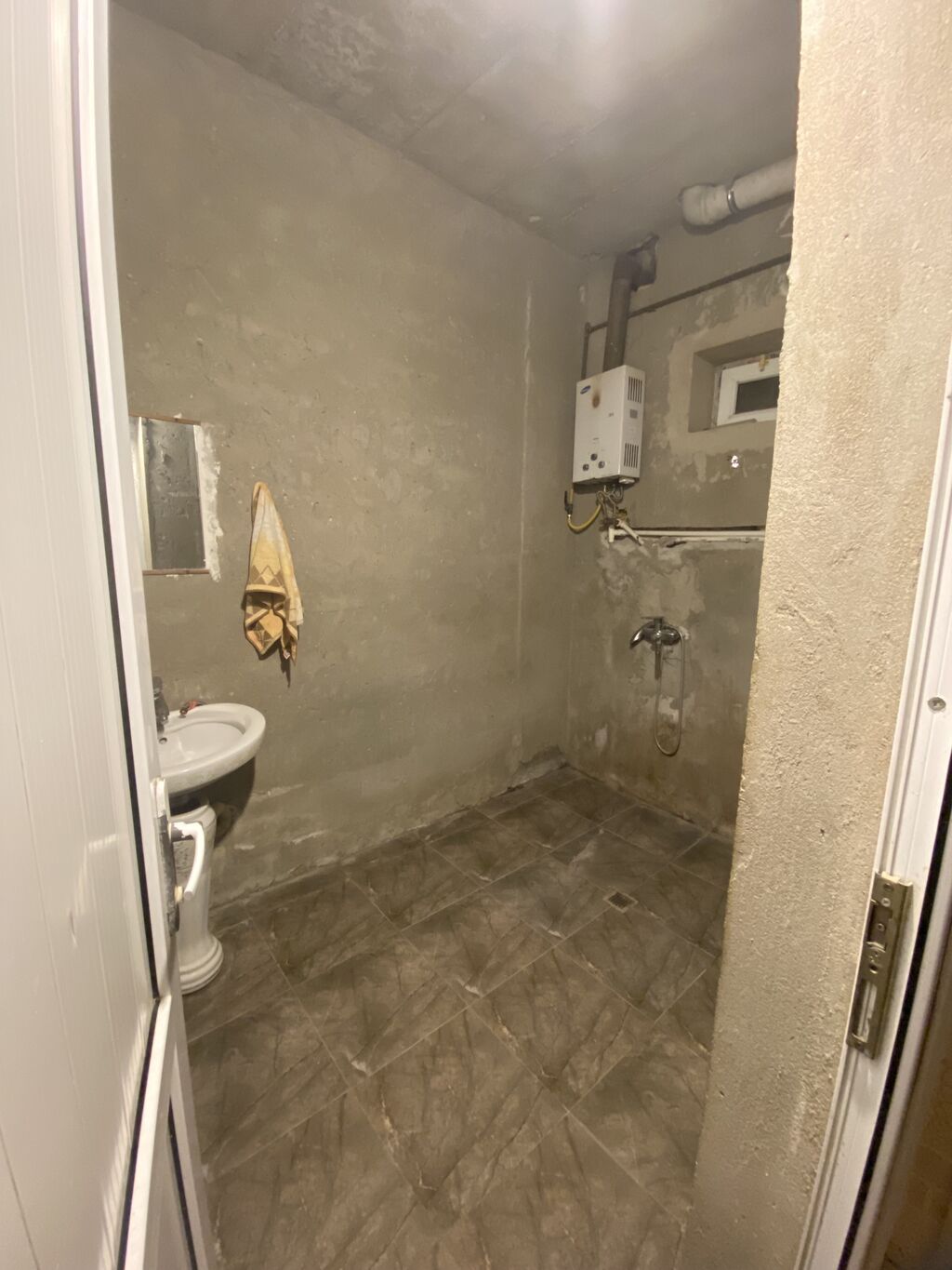 Bakıxanov qəs. 8 otaq, 234 kv. m, Yeni təmirli