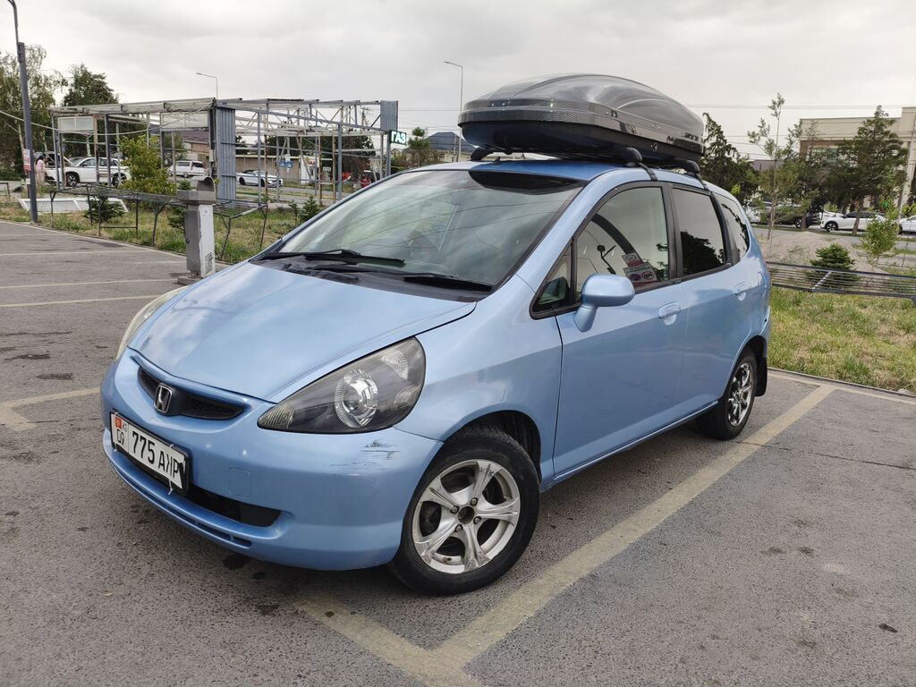 Honda Fit: 2002 г., 1.3 л, Автомат, Бензин, Хэтчбэк — фото 6