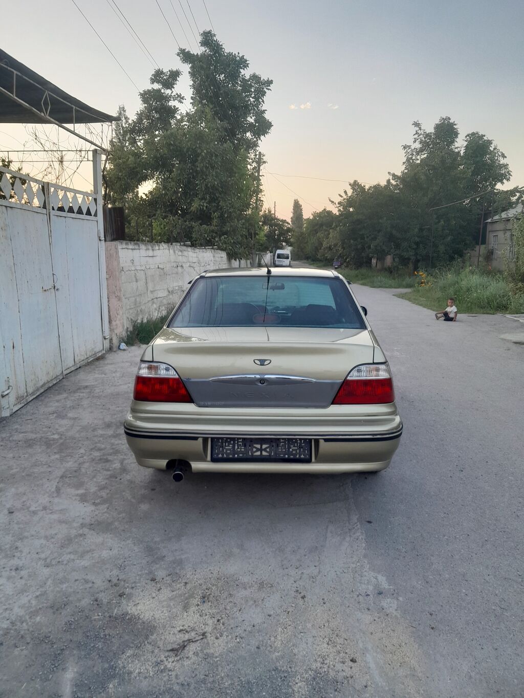 Daewoo Nexia: 2007 г., Седан: фото 8