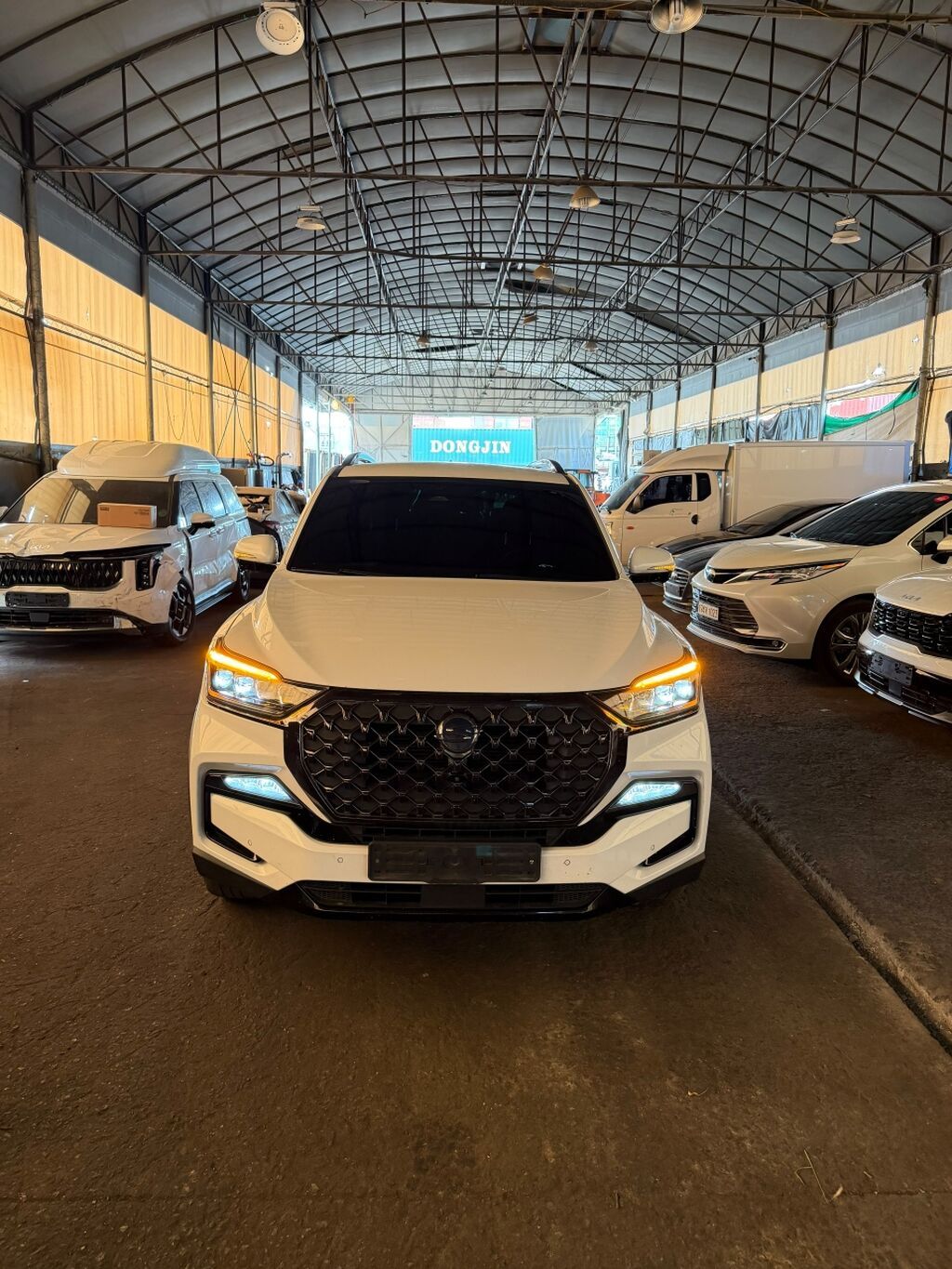 Ssangyong Rexton: 2021 г., 2.2 л, Автомат, Дизель, Внедорожник: фото 1